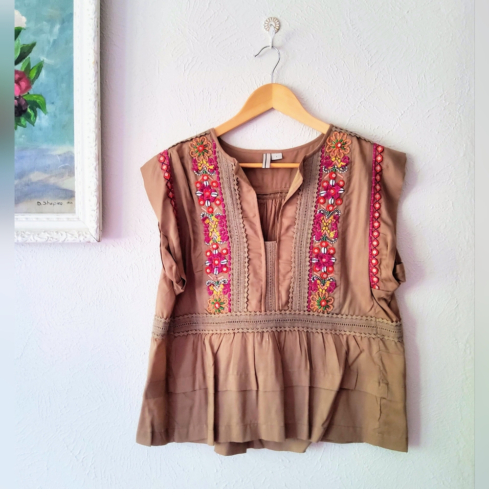 Anthropologie - Embroidered Top with Puka Shells, Beading & Crocheted Lace